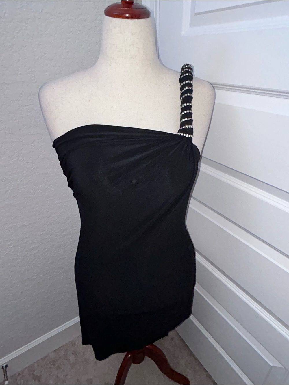 Vintage Cache Rhinestone One Shoulder Strap Asymmetrical Tunic Blouse Shirt Top